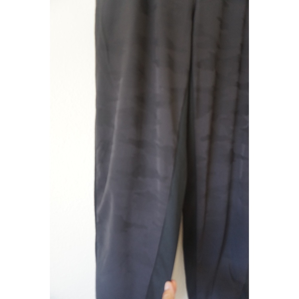 Athleta Brooklyn Lined Camo Jogger Black‎ Tonal Active Athleisure Travel Pants 6 - Picture 3 of 9